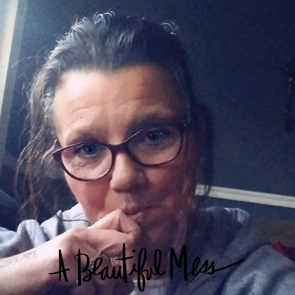 Meet your Posher, Chris - Picture 1 of 1